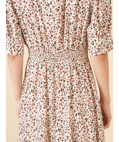 ROYAL PARTY（ロイヤルパーティー）の「小花柄ロングワンピース（ワンピース・レディース・オフホワイト/ブラック/グリーン・FREE）」の12枚目の写真