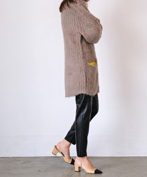 AKTE（アクテ）の「フェイクレザースリムパンツ（その他パンツ