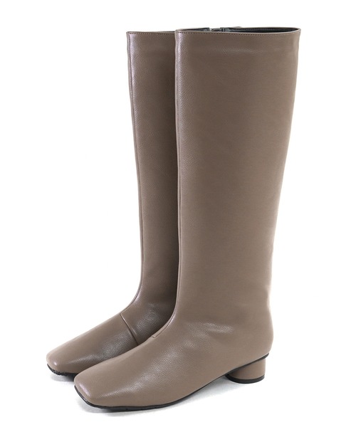 SESTO（セスト）の「スクエアトゥのローヒールロングブーツ（ブーツ・レディース・ブラック/ダークブラウン/グレイッシュベージュ・LL/3L/S/M/L/SS）」の16枚目の写真