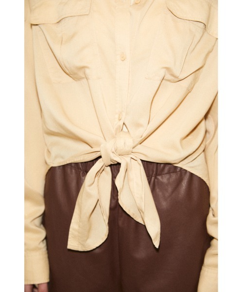 THROW by SLY（スローバイスライ）の「THROW WASHI HEM ROUND SH ヘム ラウンド シャツ（シャツ/ブラウス・レディース・ライトカーキ/キャメル・FREE）」の18枚目の写真