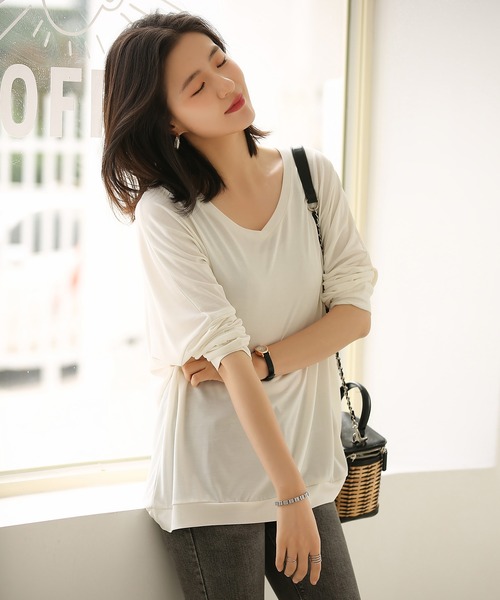 SAISON DE PAPILLON(セゾンドパピヨン)の「ビックシルエットドルマンスリーブカットソー(Tシャツ/カットソー・レディース・ホワイト/ベージュ/ブルー/ブラック/カーキ・フリー)」の14枚目の写真