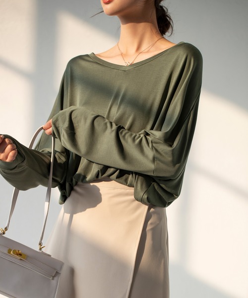 SAISON DE PAPILLON(セゾンドパピヨン)の「ビックシルエットドルマンスリーブカットソー(Tシャツ/カットソー・レディース・ホワイト/ベージュ/ブルー/ブラック/カーキ・フリー)」の12枚目の写真