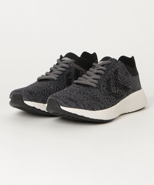 hummel(ヒュンメル)の「hummel/ヒュンメル MINNEAPOLIS BREAKER SEAMLESS/ミネアポリス ブレーカー シームレス(スニーカー・メンズ・ブラック/レッド/ホワイト・22.5cm/23cm/28cm/24cm/25cm/25.5cm/26.5cm/27cm)」の1枚目の写真
