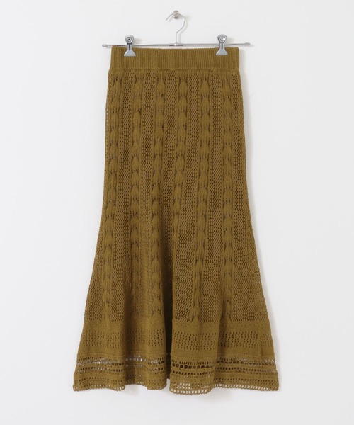 URBAN RESEARCH（アーバンリサーチ）の「透かし柄ニットマーメイドスカート（スカート・レディース・カーキ/ホワイト系その他・FREE）」の3枚目の写真