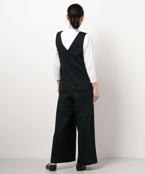 ROPE'（ロペ）の「【洗える】タイトダンボールVネックオールインワン（サロペット/オーバーオール・レディース・ベージュ/ブラック・38）」の3枚目の写真