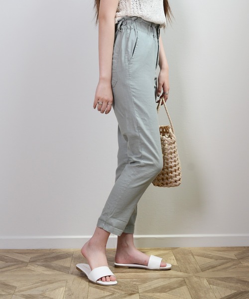 shopnikoniko（ショップニコニコ）の「スクエアフラットスライドサンダル（サンダル・レディース・ブラック/ベージュ/ブルー/ブラウン/オレンジ/オフホワイト・LL/S/M/L/XL）」の11枚目の写真