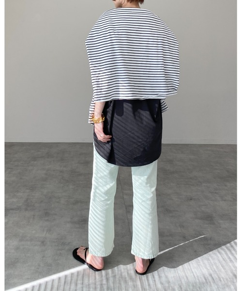 She's Closet(シーズクローゼット)の「ラウンドヘムサイドスリットフレンチスリーブtシャツ(Tシャツ/カットソー・レディース・ホワイト/ブラック/モカ/グレイッシュベージュ/チャコール・FREE)」の11枚目の写真