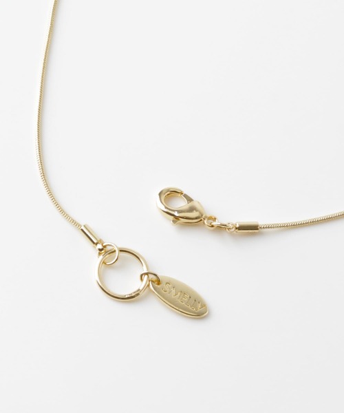 SMELLY（スメリー）の「メタルプレートロングネックレス（ネックレス・レディース・ゴールド・-）」の6枚目の写真