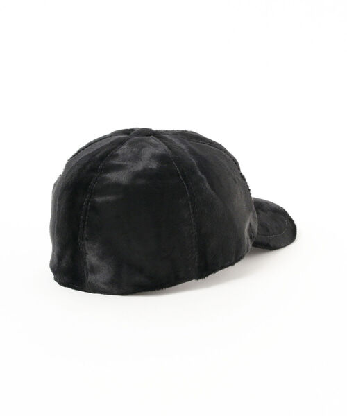 International Gallery BEAMS（インターナショナルギャラリービームス）の「QUATTROCCHI / フェイクファー ベースボールキャップ（キャップ・メンズ・ブラック・61cm/59cm）」の2枚目の写真
