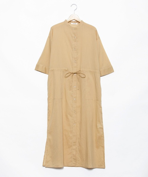 AS KNOW AS PINKY（アズノゥアズピンキー）の「絞ってはらりとシャツワンピース（シャツワンピース・レディース・ホワイト/ブラック/ベージュ・FREE）」の3枚目の写真