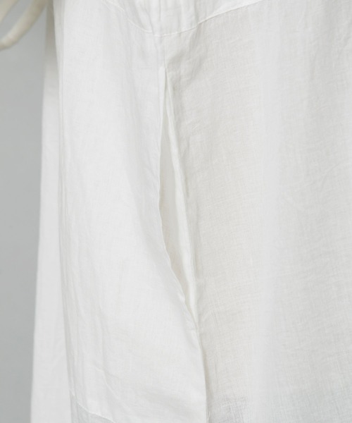 AS KNOW AS PINKY（アズノゥアズピンキー）の「絞ってはらりとシャツワンピース（シャツワンピース・レディース・ホワイト/ブラック/ベージュ・FREE）」の14枚目の写真