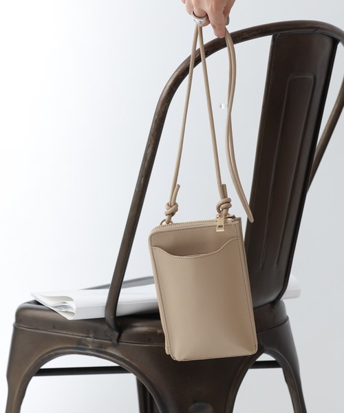 COLONY 2139（コロニートゥーワンスリーナイン）の「【新色追加】スマホお財布ミニショルダーバッグ（ショルダーバッグ・レディース・ブラック/ブラック系その他/グレー/ダークブラウン/レンガ/レオパード/ブラウン系その他/ピンク/ベージュ/ライム/グレー系その他/ブルー/ホワイト/グリーン/ブラック系その他3・FREE）」の9枚目の写真