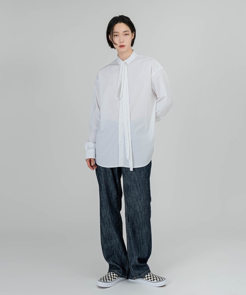 FOLLOWIN(フォロウィン)の「【UNISEX】オーバーフィットベルト付きベーシックシャツ(シャツ/ブラウス・レディース・スカイブルー/ブラック/アイボリー・FREE)」の4枚目の写真