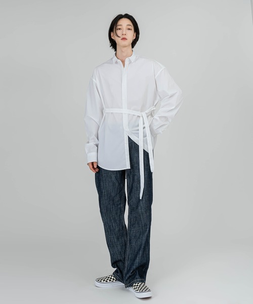 FOLLOWIN(フォロウィン)の「【UNISEX】オーバーフィットベルト付きベーシックシャツ(シャツ/ブラウス・レディース・スカイブルー/ブラック/アイボリー・FREE)」の22枚目の写真