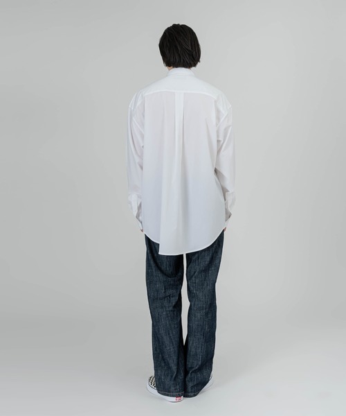 FOLLOWIN(フォロウィン)の「【UNISEX】オーバーフィットベルト付きベーシックシャツ(シャツ/ブラウス・レディース・スカイブルー/ブラック/アイボリー・FREE)」の5枚目の写真