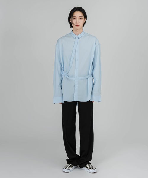 FOLLOWIN(フォロウィン)の「【UNISEX】オーバーフィットベルト付きベーシックシャツ(シャツ/ブラウス・レディース・スカイブルー/ブラック/アイボリー・FREE)」の14枚目の写真