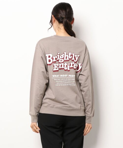 GGD（ジージーディー）の「ゆるシルエットスモーキーカラークルートレーナー　ミニ裏毛　刺繍（スウェット・レディース・ブラック/ブラウン/グレー/ピンク/ブルー/ブラック系その他/グレー系その他/ブラウン系その他/ブルー系その他/ピンク系その他・LL/M/L）」の17枚目の写真