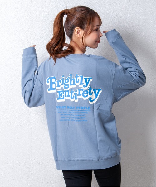 GGD（ジージーディー）の「ゆるシルエットスモーキーカラークルートレーナー　ミニ裏毛　刺繍（スウェット・レディース・ブラック/ブラウン/グレー/ピンク/ブルー/ブラック系その他/グレー系その他/ブラウン系その他/ブルー系その他/ピンク系その他・LL/M/L）」の8枚目の写真