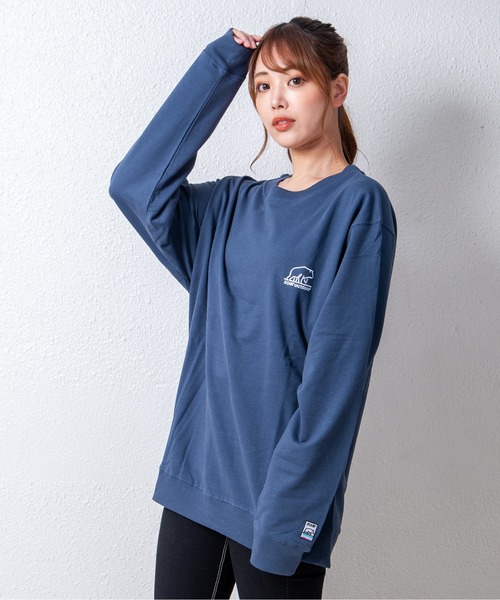 GGD（ジージーディー）の「ゆるシルエットスモーキーカラークルートレーナー　ミニ裏毛　刺繍（スウェット・レディース・ブラック/ブラウン/グレー/ピンク/ブルー/ブラック系その他/グレー系その他/ブラウン系その他/ブルー系その他/ピンク系その他・LL/M/L）」の7枚目の写真