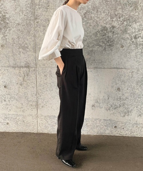 KM プロフ推奨◎ コメント値段交渉⭕️商品 セール】ダブルタックルーズデザインパンツ（スラックス