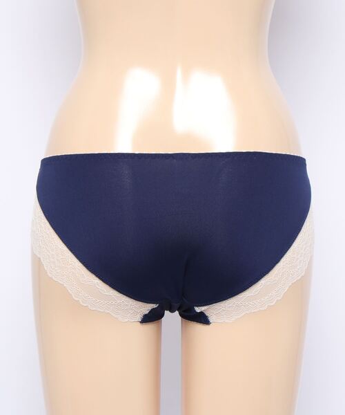 AMOSTYLE BY Triumph（アモスタイルバイトリンプ）の「アクアロータス レギュラーショーツAMST1271 Mini JX（ショーツ・レディース・ホワイト/レッド/イエロー/ブルー・M/L）」の12枚目の写真