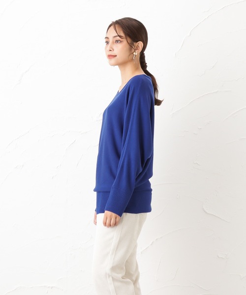 NAVY（ネイビー）の「洗えるニット カシミヤタッチ ドルマンスリーブ プルオーバー（ニット/セーター・レディース・ベージュ/ブラック/レッド/ブルー・M/L）」の17枚目の写真