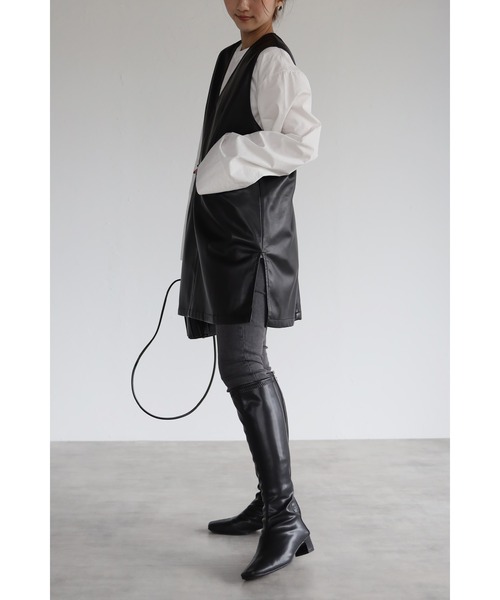 Bonjour Sagan(ボンジュールサガン)の「フェイクレザーベスト(ベスト・レディース・ブラック・FREE)」の4枚目の写真