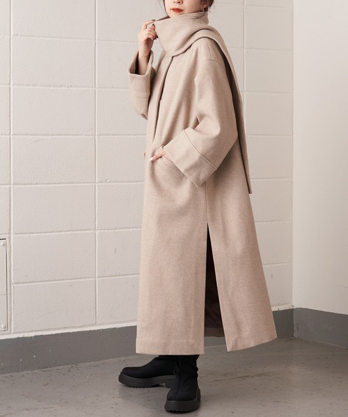 Chico（チコ）の「マフラーポンチョ風ロングコート（ポンチョ・レディース・ブラック/グレイッシュベージュ/ベージュ・FREE）」の6枚目の写真