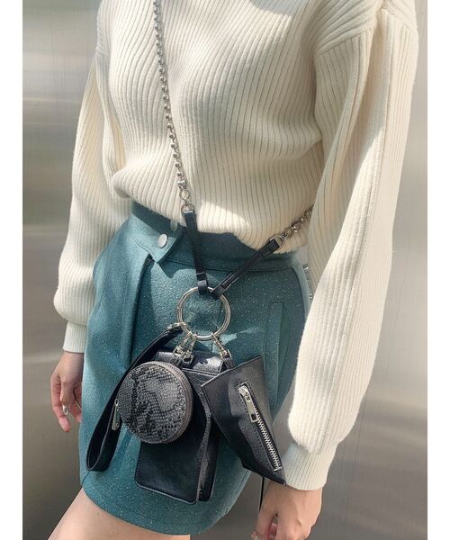 EMODA(エモダ)の「マルチミニショルダーバッグ(ハンドバッグ・レディース・ブラック/グリーン/ブラウン・FREE)」の2枚目の写真