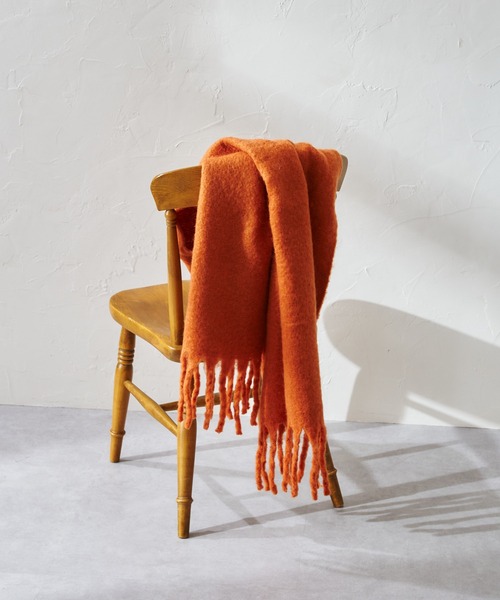 DouDou（ドゥドゥ）の「BIGフリンジストール（ストール/ショール・レディース・オレンジ/アイボリー/ダークグレー・FREE）」の3枚目の写真