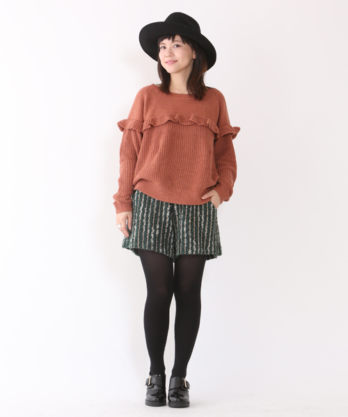 mystic（ミスティック）の「切替フリルニットプルオーバー（ニット/セーター・レディース・グレー/オフホワイト/ブラック/キャメル・ﾌﾘ-）」の10枚目の写真