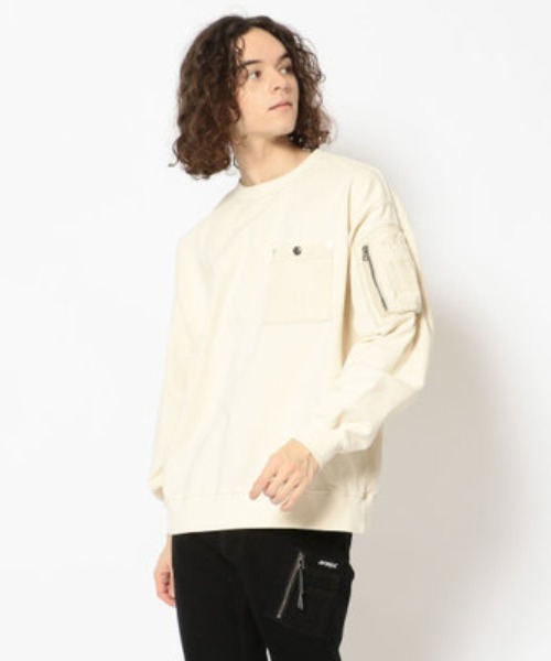 AVIREX(アヴィレックス)の「【TYPE BLUE/タイプ ブルー】デニム ポケット クルーネック スウェット / DENIM POCKET CREW NECK SWEAT / アヴィレックス / AVIREX(スウェット・メンズ・ナチュラル/ネイビー・MEDIUM/LARGE/XX-LARGE/X-LARGE)」の1枚目の写真