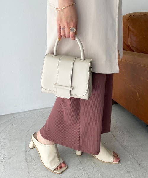 DISCOAT(ディスコート)の「ベルト使いミニショルダーバッグ(ショルダーバッグ・レディース・ブラック/ベージュ/グリーン/ブラウン・FREE)」の18枚目の写真