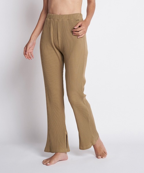 ROXY(ロキシー)の「JOYFUL/ロキシーリブフレアパンツ(その他パンツ・レディース・ブラック/ベージュ・SMALL/MEDIUM/LARGE)」の2枚目の写真