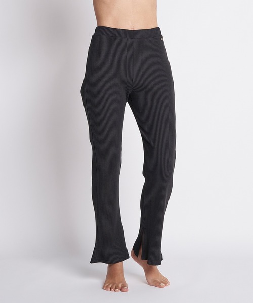 ROXY(ロキシー)の「JOYFUL/ロキシーリブフレアパンツ(その他パンツ・レディース・ブラック/ベージュ・SMALL/MEDIUM/LARGE)」の3枚目の写真