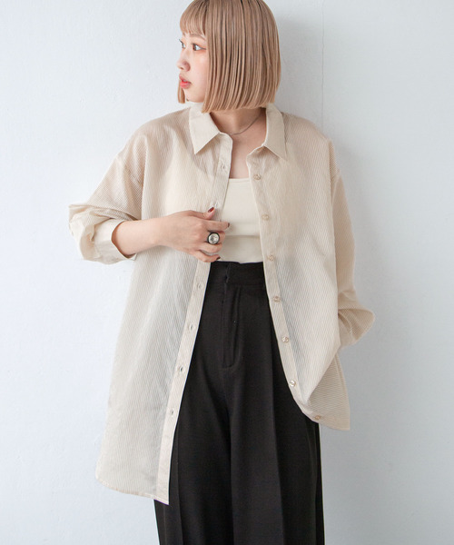 Chillfar（チルファー）の「シアーストライプビッグシャツ（シャツ/ブラウス・レディース・ミント/サックスブルー/パープル/イエロー/ブルー/ライトパープル/ベージュ/グリーン/グレー・LARGE/MEDIUM）」の17枚目の写真
