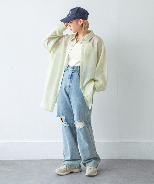 Chillfar（チルファー）の「シアーストライプビッグシャツ（シャツ/ブラウス・レディース・ミント/サックスブルー/パープル/イエロー/ブルー/ライトパープル/ベージュ/グリーン/グレー・LARGE/MEDIUM）」の10枚目の写真