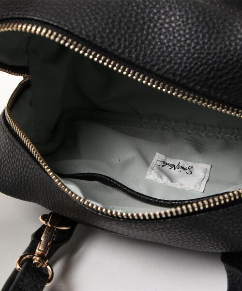 SMIR NASLI（サミールナスリ）の「ツイステッドシュリンクミニボストンバッグ（ボストンバッグ・レディース・ブラック/グレー系その他/キャメル/オフホワイト・9）」の7枚目の写真