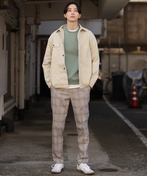 a.v.v（アーヴェヴェ）の「【イージーケア/洗濯機で洗える/ストレッチ】ワイドシルエットカバーオール（カバーオール・メンズ・ブルー/ベージュ・48/46）」の3枚目の写真