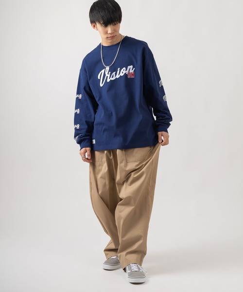 VISION STREET WEAR(ヴィジョンストリートウェア)の「【VISION STREET WEAR/ヴィジョンストリートウェア】アームプリントカレッジロゴ刺繍ロンT/ビッグシルエット(Tシャツ/カットソー・メンズ・ホワイト/アッシュグレー/ネイビー/グリーン・M/L/XL)」の15枚目の写真