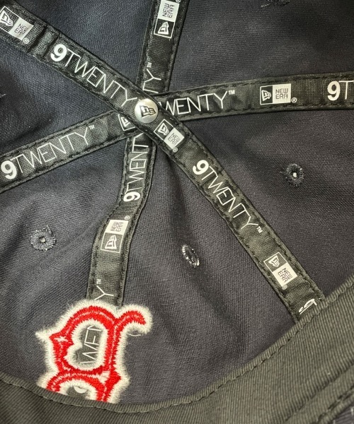 NEW ERA(ニューエラ)の「NEW ERA 9TWENTY(Washed)/ニューエラ ウォッシュドコットン キャップ レッドソックス(キャップ・メンズ・ネイビー・FREE)」の3枚目の写真