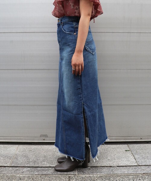 DEICY（デイシー）の「ＬＥＥ　ｓｉｄｅ　ｓｌｉｔ　ｒｅｍａｋｅ　ｓｋｉｒｔｓ（デニムスカート・レディース・ブルー系その他・000/0）」の9枚目の写真