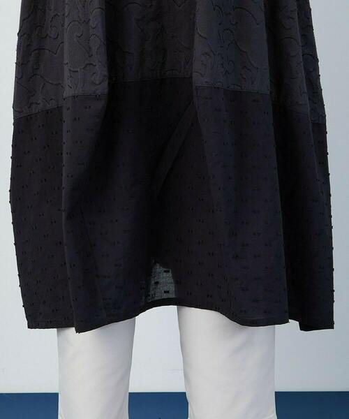 FRAPBOIS（フラボア）の「パールドビー ワンピース（ワンピース・レディース・ブラック/オフホワイト・1/0）」の18枚目の写真