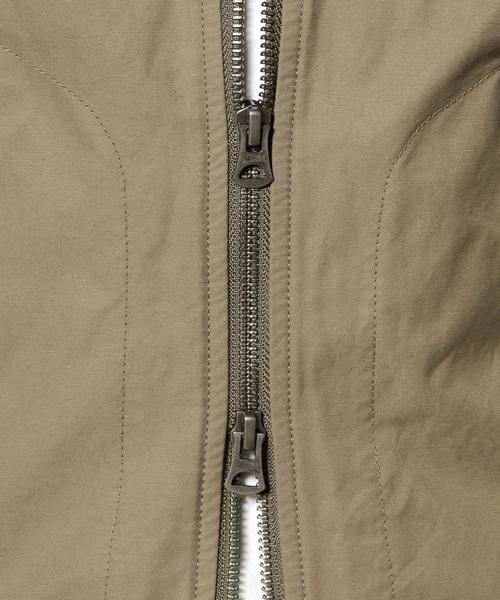 green label relaxing（グリーンレーベルリラクシング）の「C/N TWILL NOCOL ZIP ブルゾン GLSS◆（ブルゾン・メンズ・オフホワイト/オリーブ/ネイビー・MEDIUM/LARGE/SMALL）」の13枚目の写真