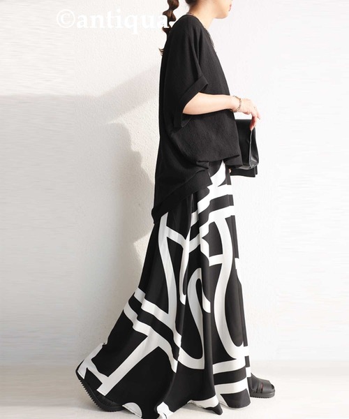 antiqua(アンティカ)の「アート柄フレアスカート(スカート・レディース・ブラック・FREE)」の11枚目の写真