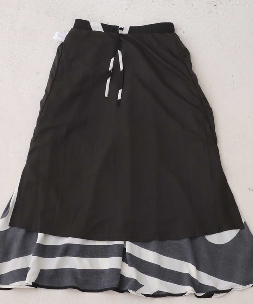 antiqua(アンティカ)の「アート柄フレアスカート(スカート・レディース・ブラック・FREE)」の14枚目の写真