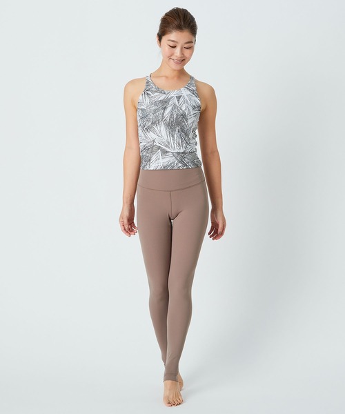 julier ヨガウェア セットアップ SHADOW LEAF PRINT Julier Yoga and Relax（ジュリエヨガアンドリラックス）の「Julier