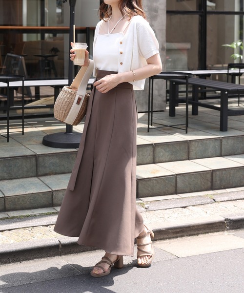 one after another NICE CLAUP(ワンアフターアナザーナイスクラップ)の「ホルターキャミSETニット(ニット/セーター・レディース・オフホワイト/ブラック/ミント/ブルー・FREE)」の10枚目の写真