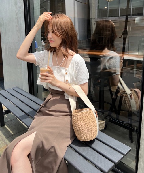 one after another NICE CLAUP(ワンアフターアナザーナイスクラップ)の「ホルターキャミSETニット(ニット/セーター・レディース・オフホワイト/ブラック/ミント/ブルー・FREE)」の9枚目の写真