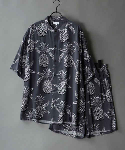 SITRY（シトリー）の「レーヨンバンドカラー シャツ＆ハーフパンツ セットアップ（ルームウェア/パジャマ・メンズ・ブラック/ベージュ/ネイビー/グレー/ブラック系その他/グレー系その他/ブルー系その他・M/L）」の5枚目の写真